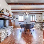 Semesterbostad Darija By Interhome